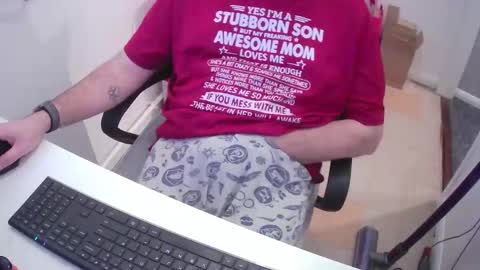 Snapshot of essex_wild chatting on 12.07.24 Morph online show from 12.07.24