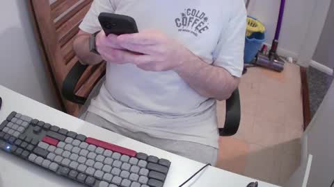 Snapshot of essex_wild chatting on 03.29.26 Morph online show from 03.29.26