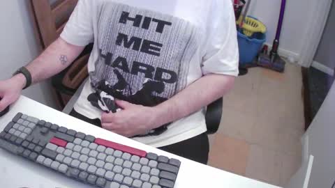 Snapshot of essex_wild chatting on 04.03.26 Morph online show from 04.03.26