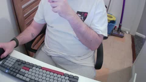 Snapshot of essex_wild chatting on 04.04.26 Morph online show from 04.04.26