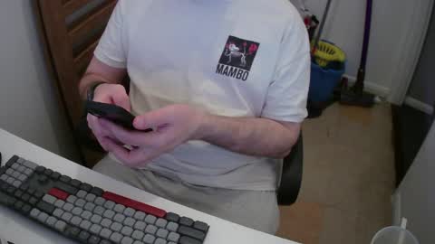 Snapshot of essex_wild chatting on 04.07.26 Morph online show from 04.07.26