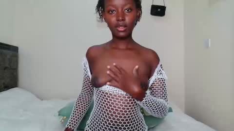 essypetite online show from 12.16.25