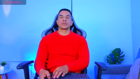 Snapshot of esteban_de_louise chatting on 04.23.26 ESTEBAN online show from 04.23.26