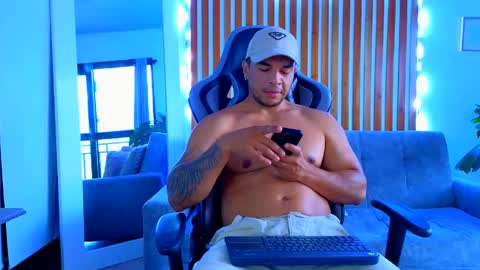 Snapshot of esteban_de_louise chatting on 05.31.26 ESTEBAN online show from 05.31.26