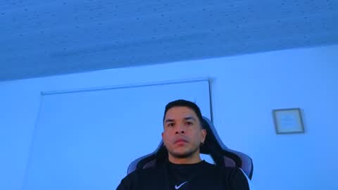 Snapshot of esteban_de_louise chatting on 07.14.26 ESTEBAN online show from 07.14.26