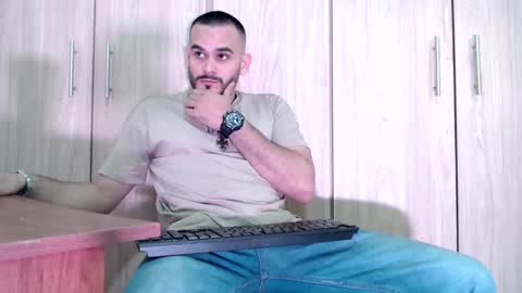 Esteban Fernandez online show from 02.28.25