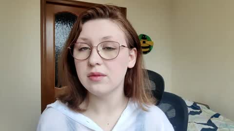 Snapshot of estefananicewarner chatting on 07.30.26 Ivy online show from 07.30.26