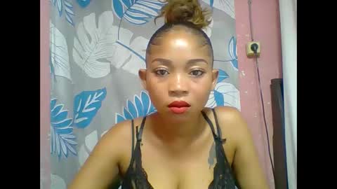 Snapshot of estelah20 chatting on 02.01.26 estelah20 online show from 02.01.26