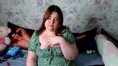 Snapshot of estelle_hicks chatting on 12.03.24 estelle_hicks online show from 12.03.24