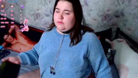 Snapshot of estelle_hicks chatting on 12.09.24 estelle_hicks online show from 12.09.24