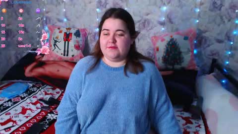 Snapshot of estelle_hicks chatting on 12.22.24 estelle_hicks online show from 12.22.24