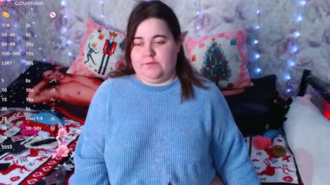 Snapshot of estelle_hicks chatting on 12.23.24 estelle_hicks online show from 12.23.24