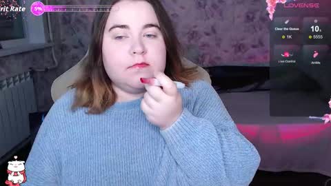Snapshot of estelle_hicks chatting on 10.05.25 estelle_hicks online show from 10.05.25