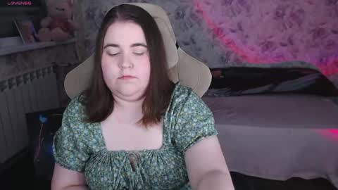 estelle_hicks online show from 06.01.26