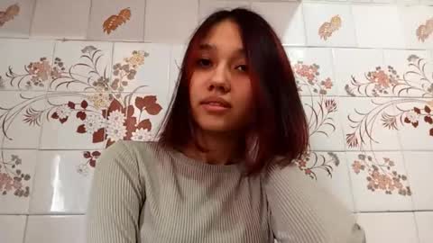 Snapshot of estellekirbo chatting on 02.06.26 estellekirbo online show from 02.06.26