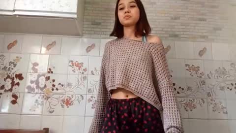estellekirbo online show from 03.19.26