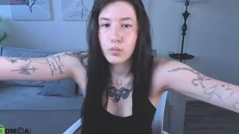 Ester Henderson online show from 07.19.26