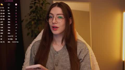 Ester online show from 11.17.25