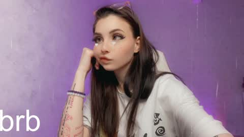 Ester online show from 01.17.25