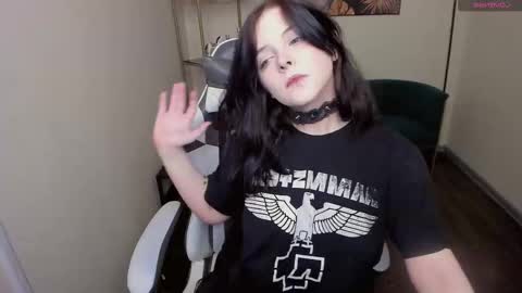 Ester  online show from 03.28.26