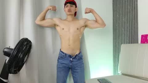 Snapshot of estill_hunk chatting on 07.23.26 Estill online show from 07.23.26