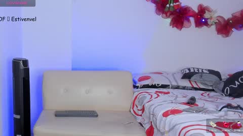 estivenvel online show from 12.25.24