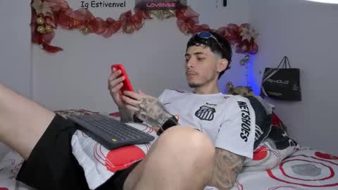 estivenvel online show from 11.24.25