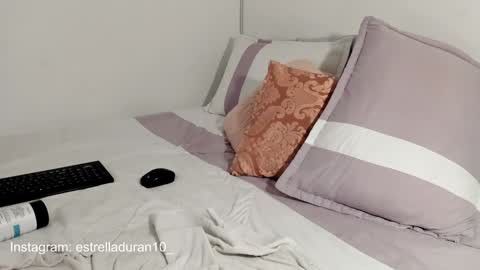 Snapshot of estrella_duran chatting on 01.31.25 Estrellita online show from 01.31.25