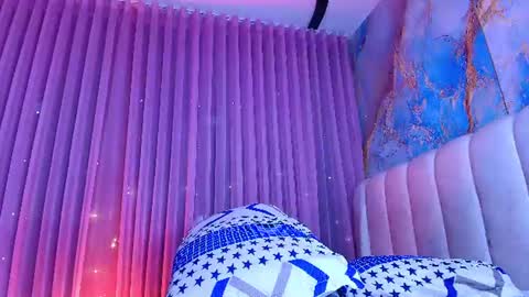Snapshot of estrella_hanks_ chatting on 07.15.26 Estrella online show from 07.15.26