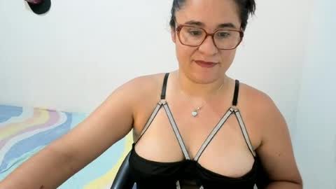 Snapshot of estrellajunior chatting on 07.08.26 estrellajunior online show from 07.08.26