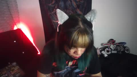 Snapshot of eta_carinae6 chatting on 02.19.25 eta_carinae6 online show from 02.19.25