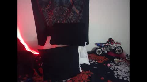 Snapshot of eta_carinae6 chatting on 02.20.25 eta_carinae6 online show from 02.20.25