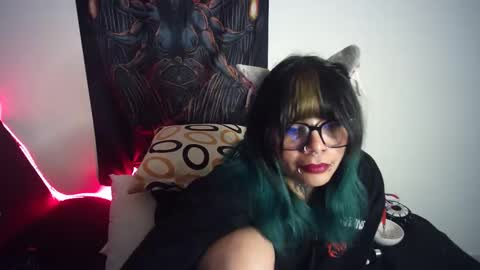 Snapshot of eta_carinae6 chatting on 03.04.25 eta_carinae6 online show from 03.04.25