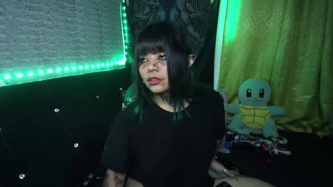 Snapshot of eta_carinae6 chatting on 10.04.25 eta_carinae6 online show from 10.04.25