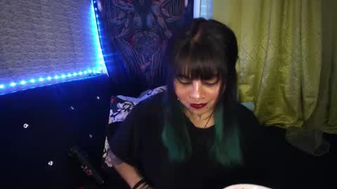 Snapshot of eta_carinae6 chatting on 10.14.25 eta_carinae6 online show from 10.14.25