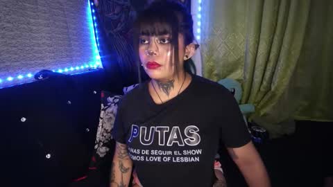 Snapshot of eta_carinae6 chatting on 10.15.25 eta_carinae6 online show from 10.15.25