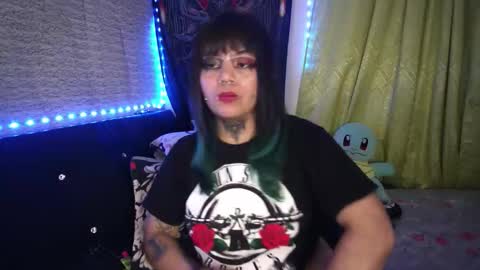 Snapshot of eta_carinae6 chatting on 10.21.25 eta_carinae6 online show from 10.21.25