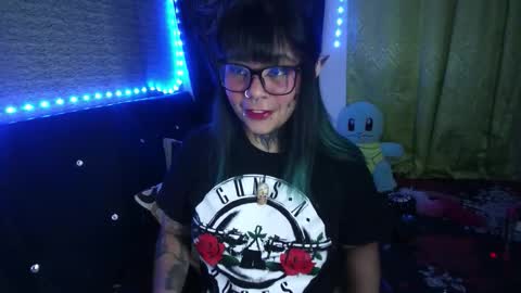 Snapshot of eta_carinae6 chatting on 11.26.25 eta_carinae6 online show from 11.26.25