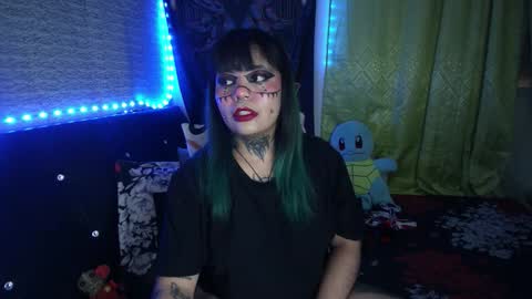 Snapshot of eta_carinae6 chatting on 11.27.25 eta_carinae6 online show from 11.27.25