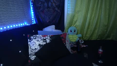 Snapshot of eta_carinae6 chatting on 11.30.25 eta_carinae6 online show from 11.30.25