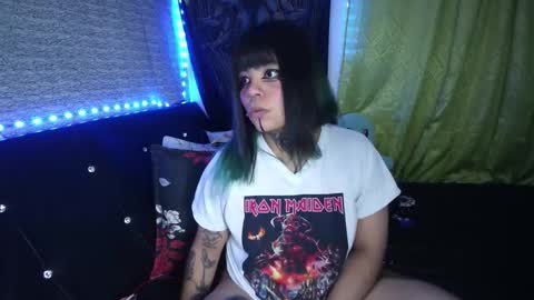 Snapshot of eta_carinae6 chatting on 12.02.25 eta_carinae6 online show from 12.02.25