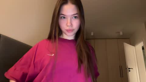 Snapshot of eternal_infinite chatting on 12.26.24 nika 3 online show from 12.26.24