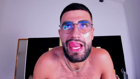 Ethan online show from 02.04.25