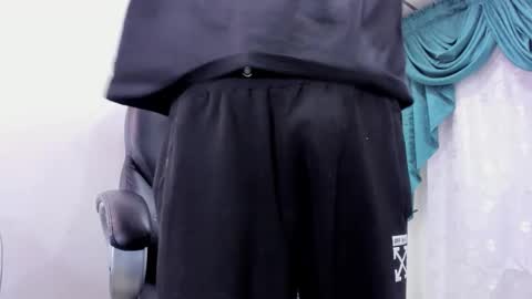 Snapshot of ethan_boy_ chatting on 12.30.24 Ethan online show from 12.30.24