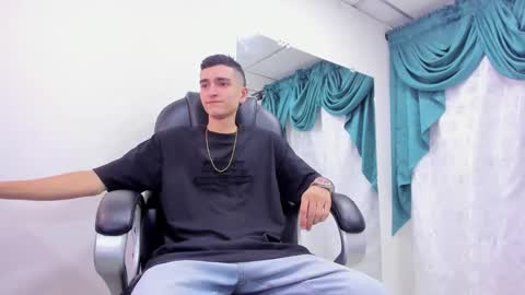 Snapshot of ethan_boy_ chatting on 01.24.25 Ethan online show from 01.24.25