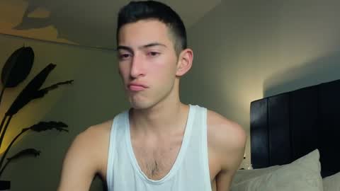 Snapshot of ethan_skiny_ chatting on 12.23.24 Joan online show from 12.23.24