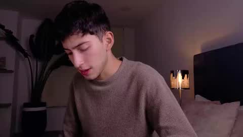 Snapshot of ethan_skiny_ chatting on 09.26.25 Joan online show from 09.26.25