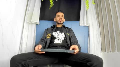 Ethan Grey online show from 01.10.26