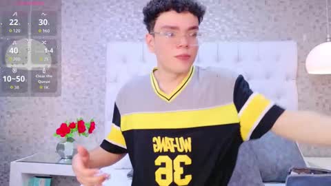 Snapshot of ethanleroyy chatting on 09.23.25 Ethan Leroy online show from 09.23.25