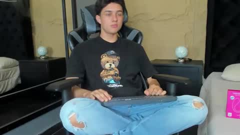 ethanlowell online show from 11.27.25